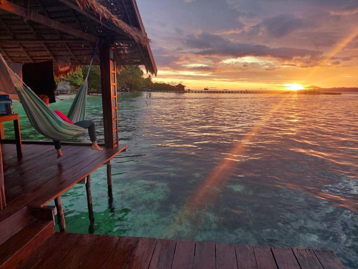 Frances Homestay - Raja Ampat Pulau Mansuar Екстер'єр фото